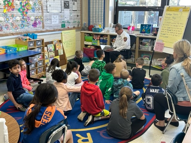 Bill Davin reads at MES.